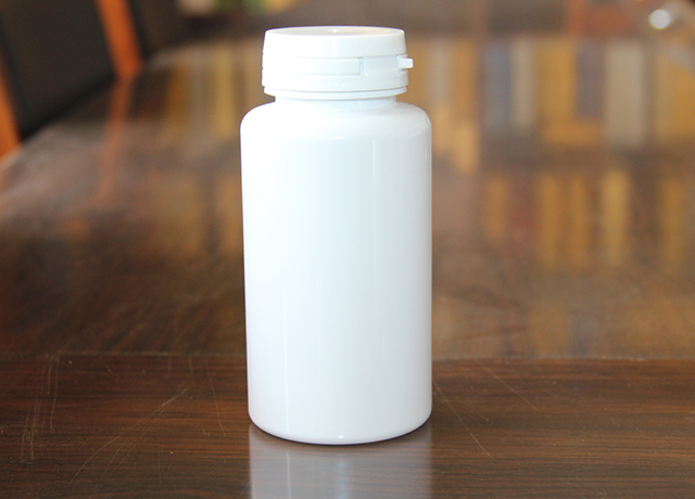 200cc瓷白瓶白色撕拉蓋 高度115mm  直徑54mm